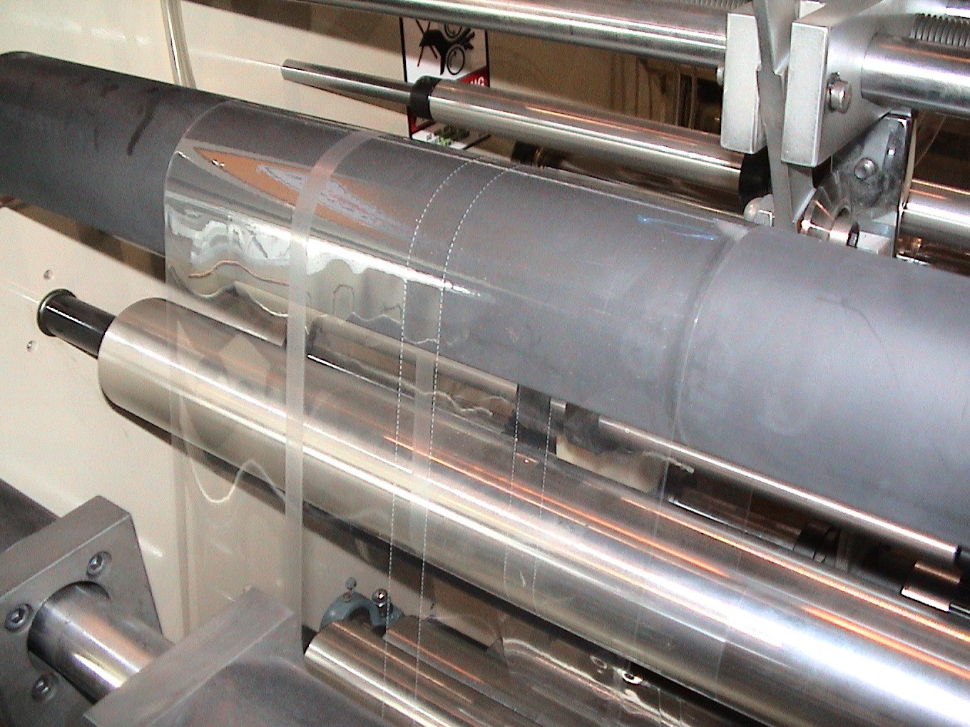 Dual-Lane Vertical Perforation (Pre-Forming)